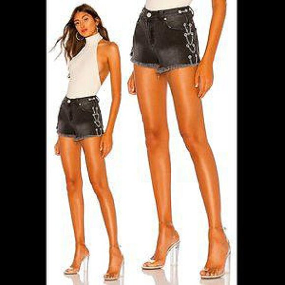 💥HOT ITEM💥Revolve by the way. Janet Chain Denim Short in Black & Gray